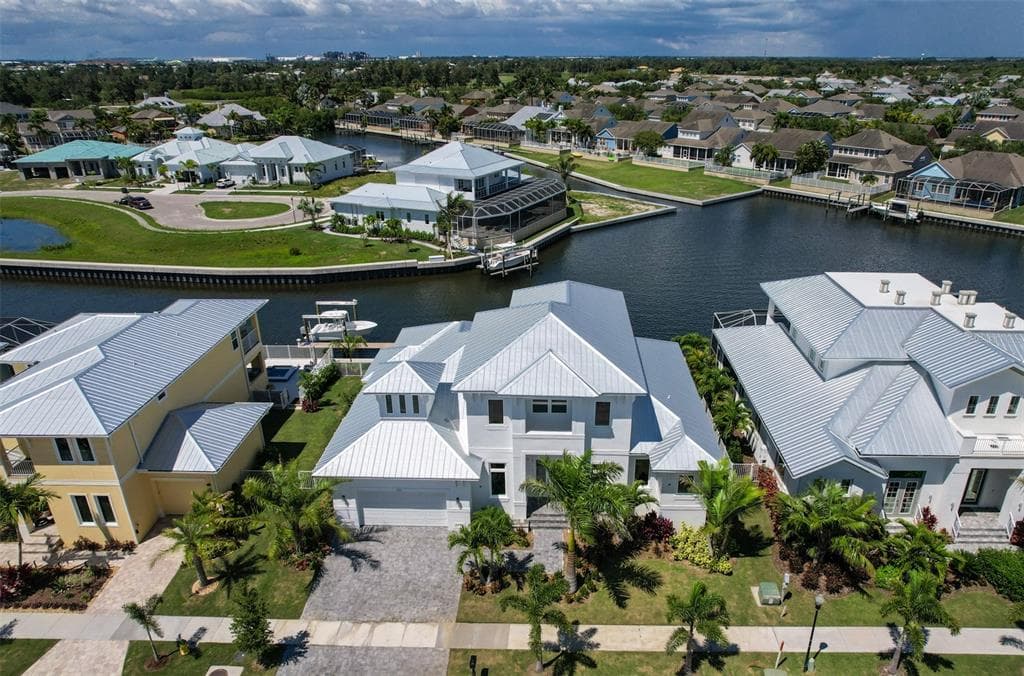 5705 TYBEE ISLAND DRIVE APOLLO BEACH, FL 33572