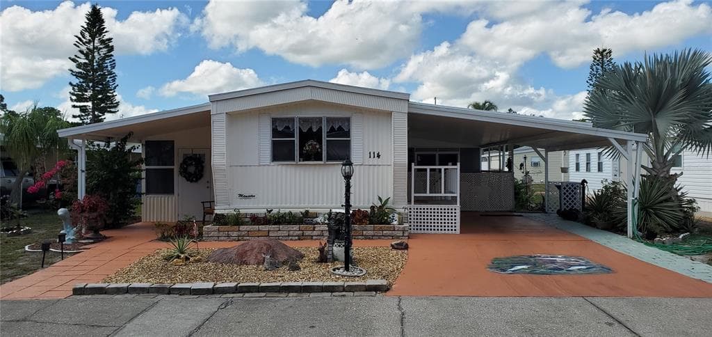 1710 7TH STREET SW UNIT 114 RUSKIN, FL 33570