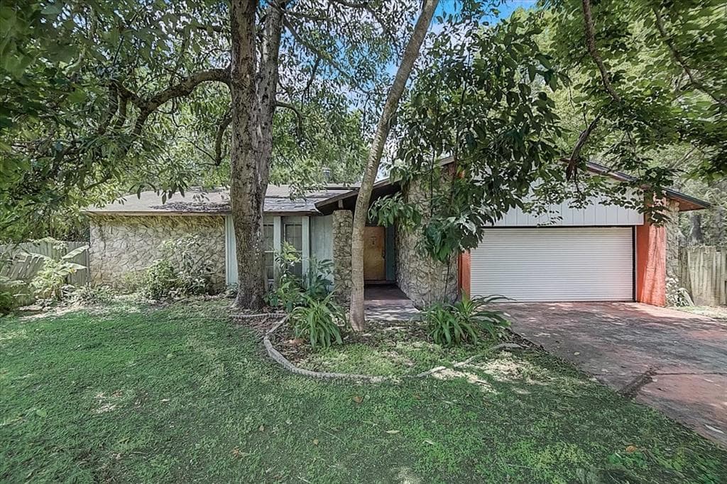 3310 KING WILLIAM CIRCLE SEFFNER, FL 33584