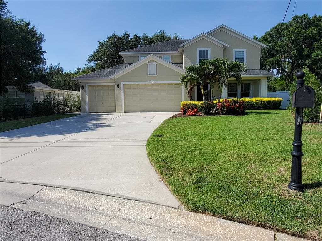 2930 W ROGERS AVENUE TAMPA, FL 33611