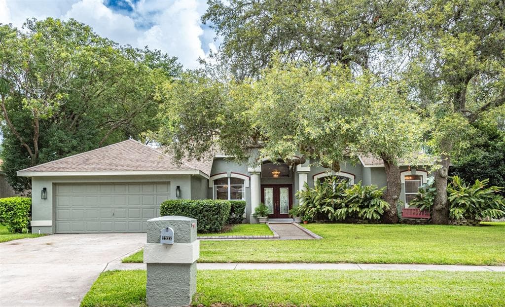 2332 TIMBERGROVE DRIVE VALRICO, FL 33596