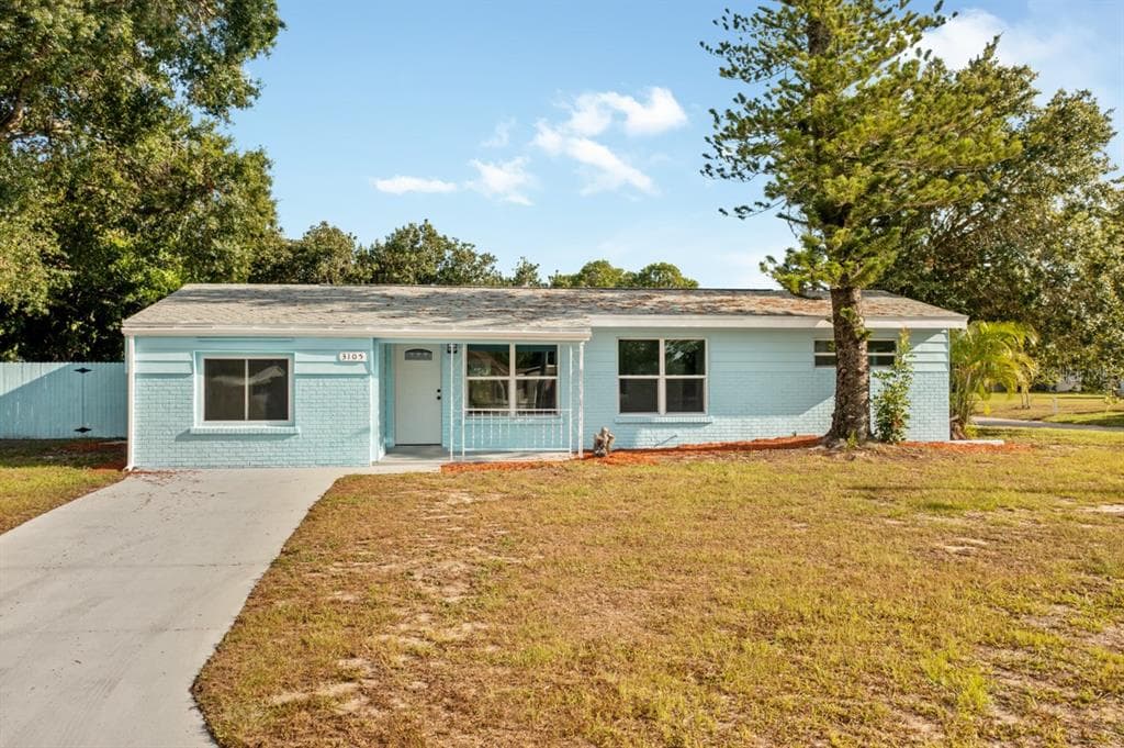 3105 19TH AVENUE W BRADENTON, FL 34205