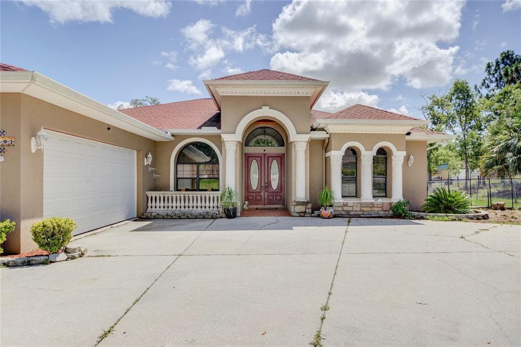 1392 MAXIMILIAN AVENUE SPRING HILL, FL 34609