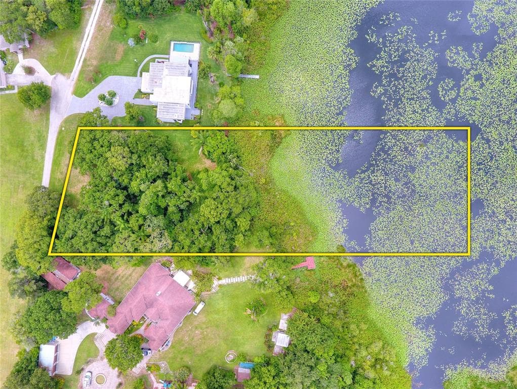 13914 LEVINSON ROAD TAMPA, FL 33618