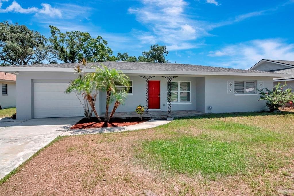 1717 GROVE DRIVE CLEARWATER, FL 33759