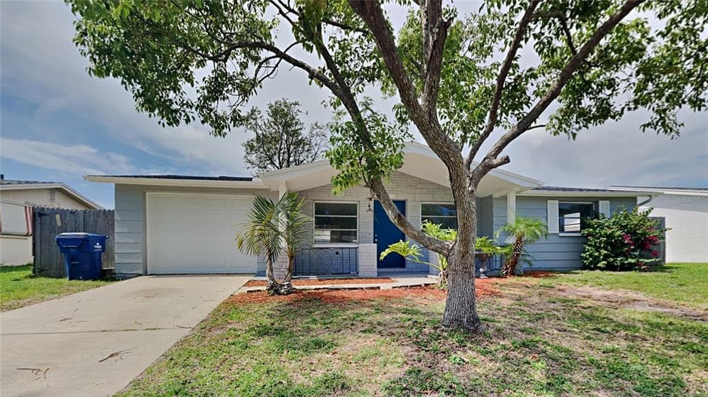 3427 SUPREME DRIVE HOLIDAY, FL 34691