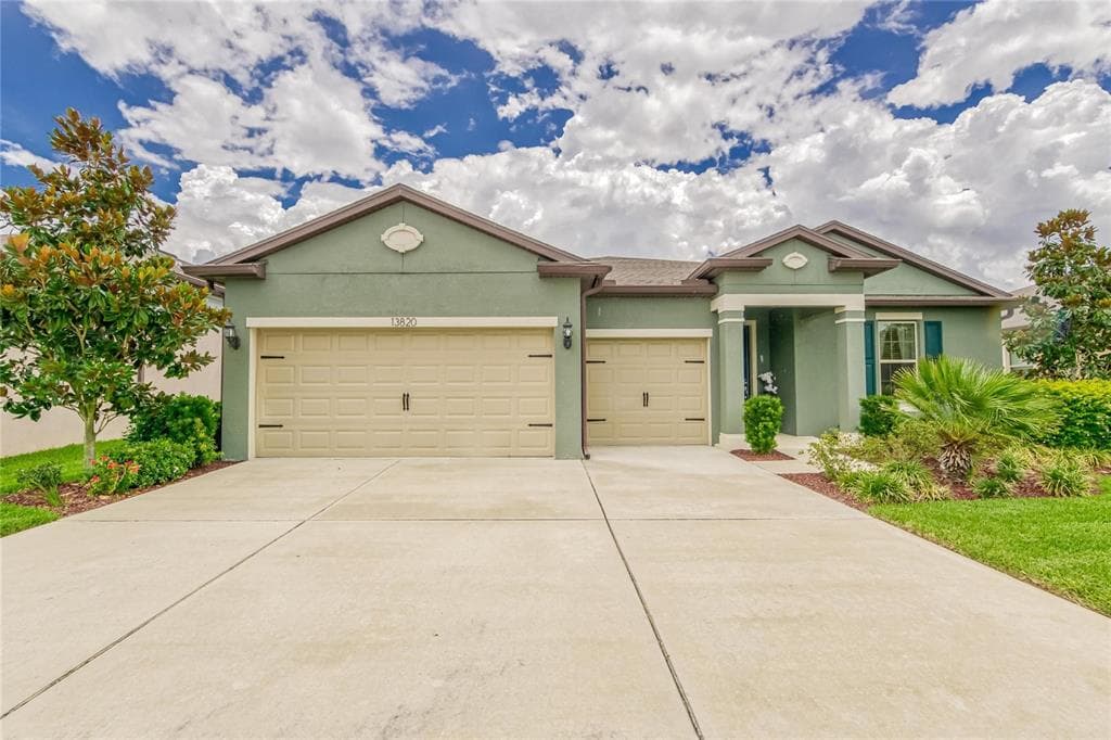 13820 GALWAY SAND ROAD RIVERVIEW, FL 33579