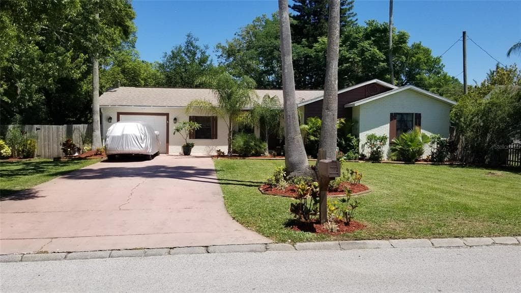 1861 DIANE DRIVE CLEARWATER, FL 33759
