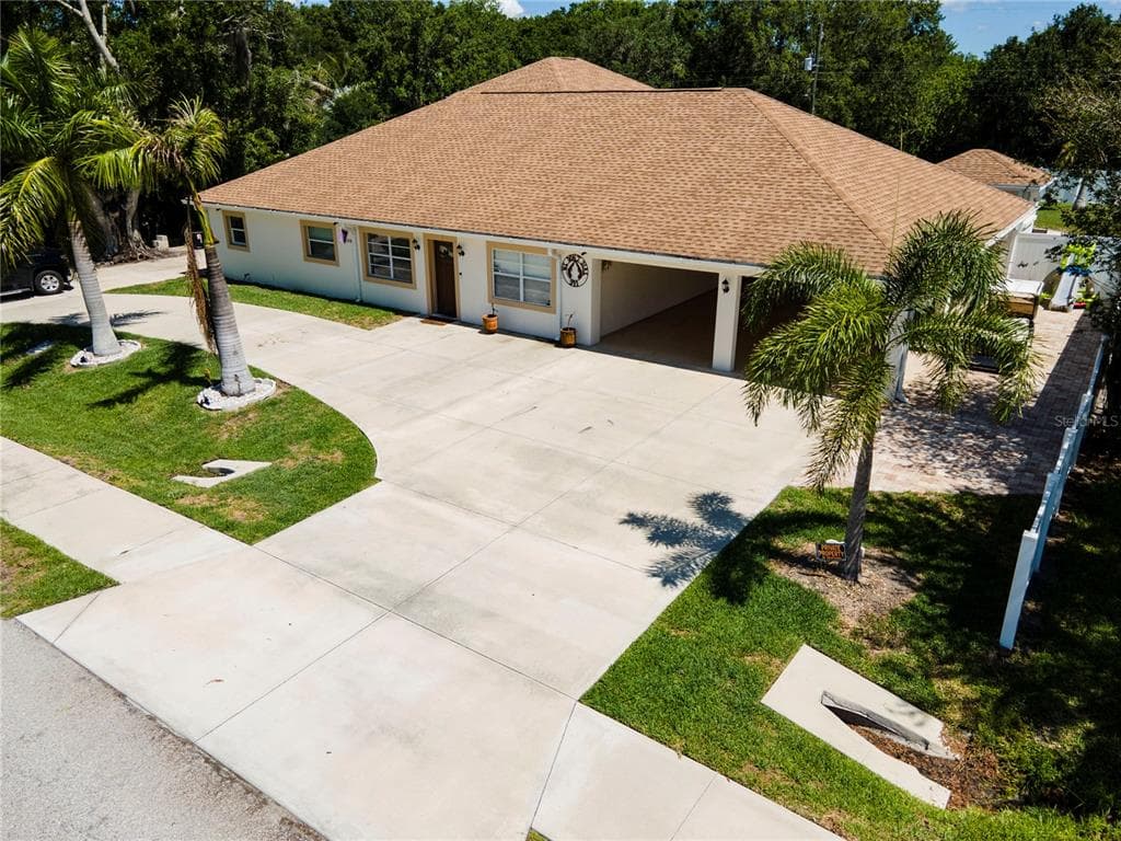 8308 29TH STREET E ELLENTON, FL 34222