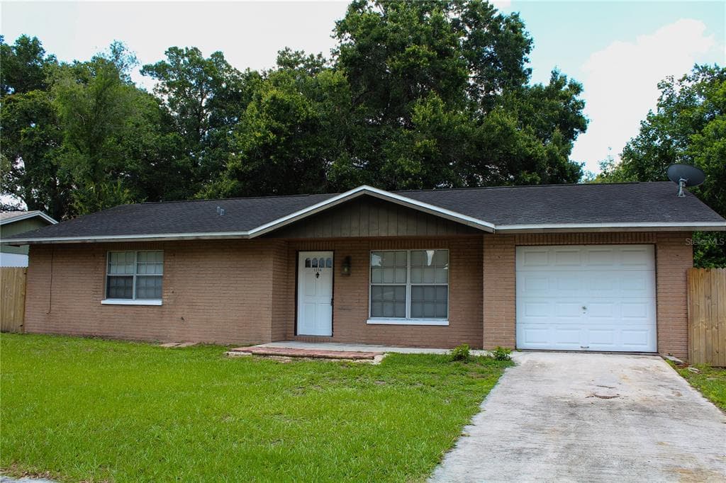 1216 SAGAMORE DRIVE SEFFNER, FL 33584
