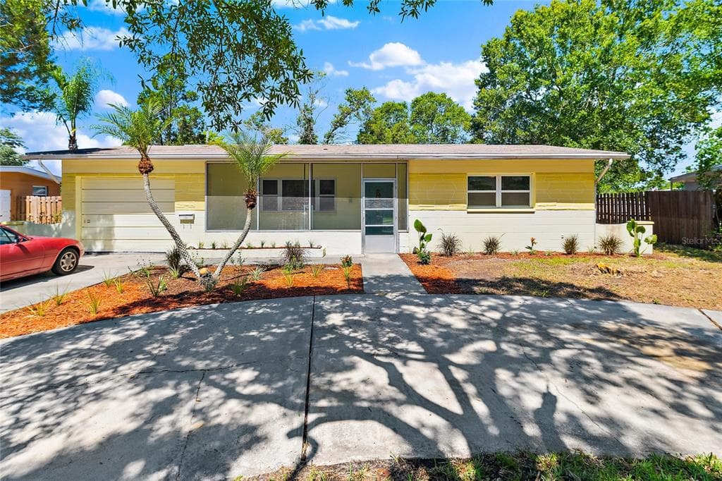 5620 CEDAR STREET NE ST PETERSBURG, FL 33703