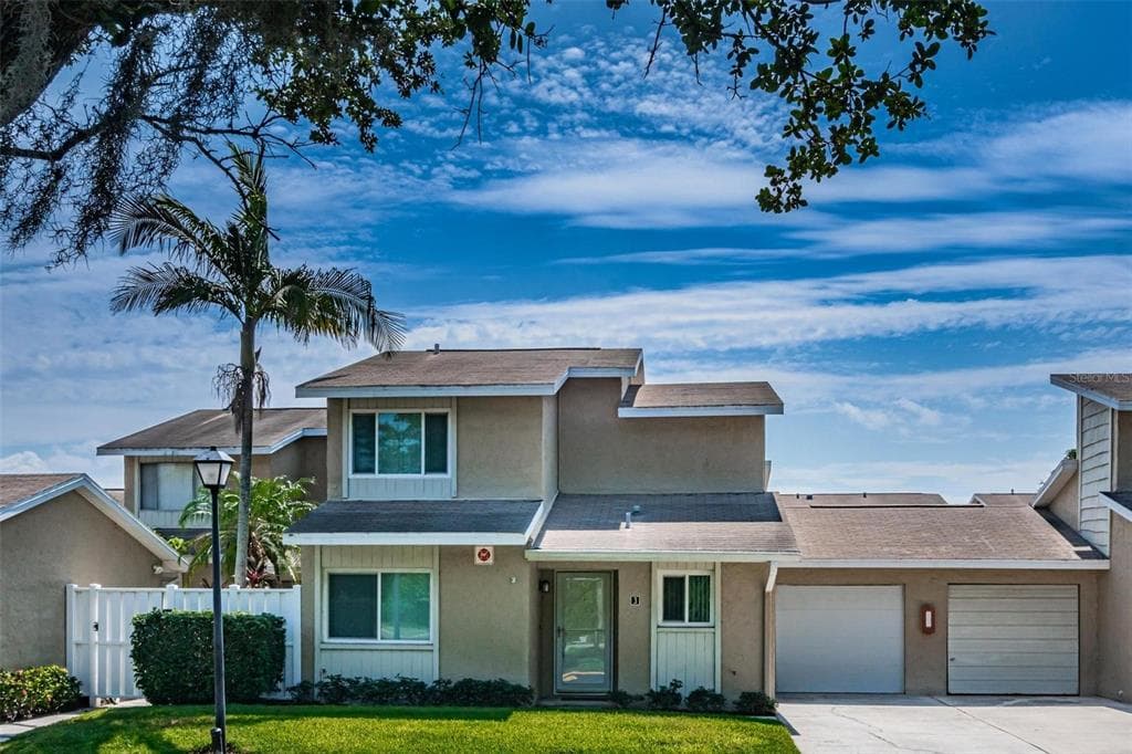 6245 CAPE SABLE WAY NE UNIT 3 ST PETERSBURG, FL 33702