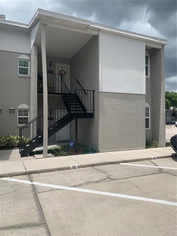 4507 S OAK DRIVE UNIT P12 TAMPA, FL 33611