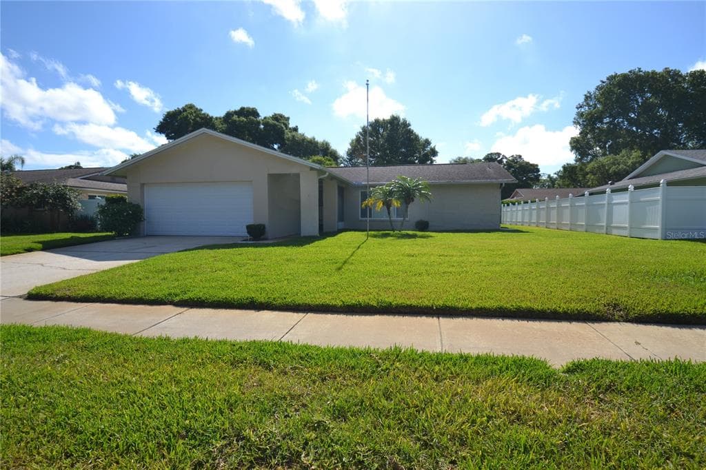 2357 WHITE OAK CIRCLE CLEARWATER, FL 33763