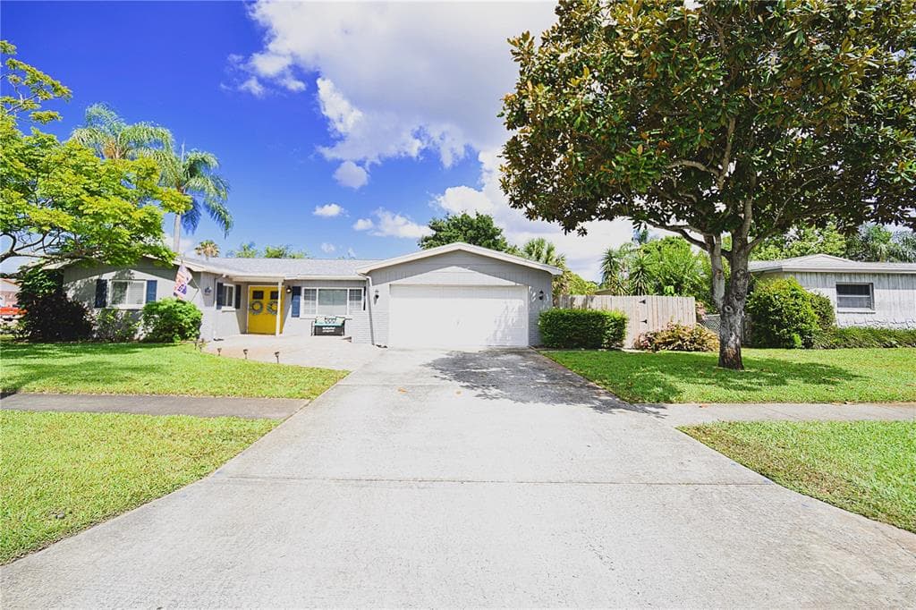 7816 91ST STREET SEMINOLE, FL 33777