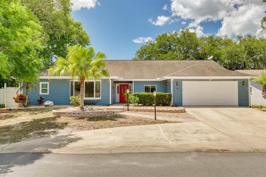 5609 EXECUTIVE DRIVE NEW PORT RICHEY, FL 34652