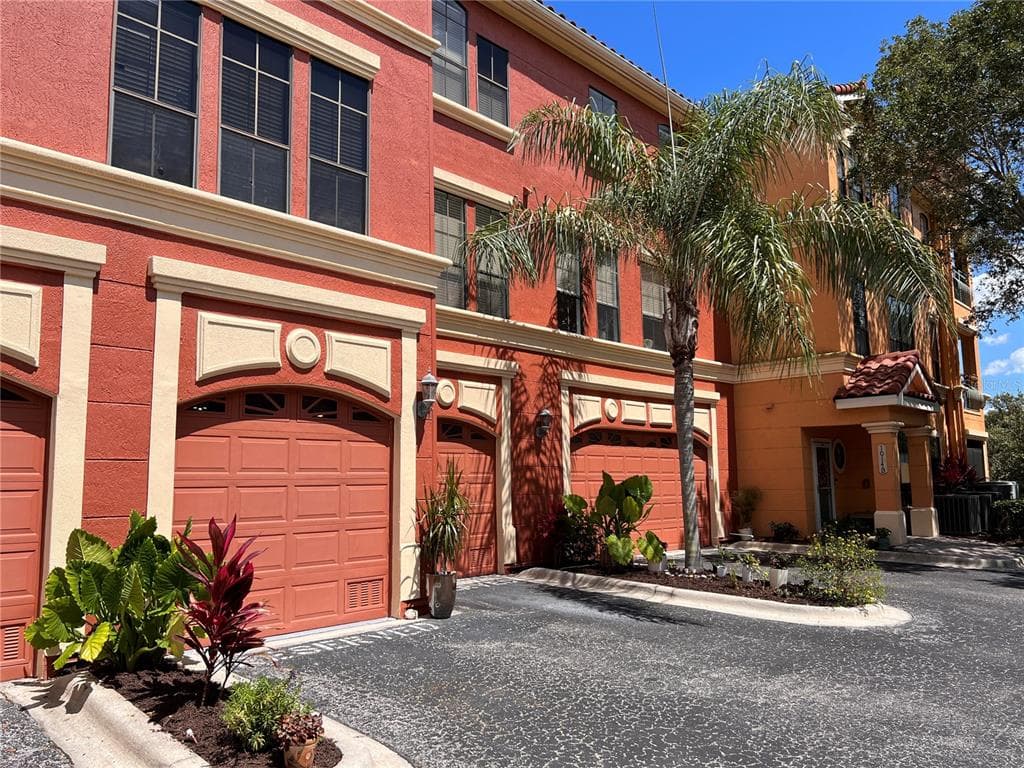 2749 VIA CIPRIANI UNIT 1023B CLEARWATER, FL 33764