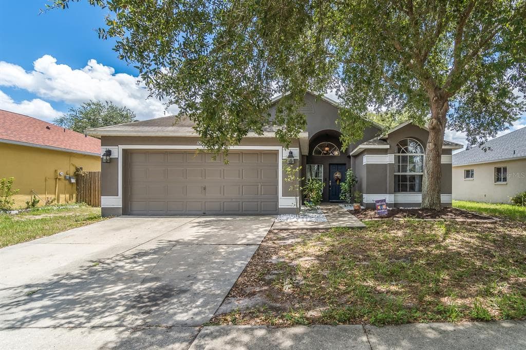 12906 LAKE VISTA DRIVE GIBSONTON, FL 33534