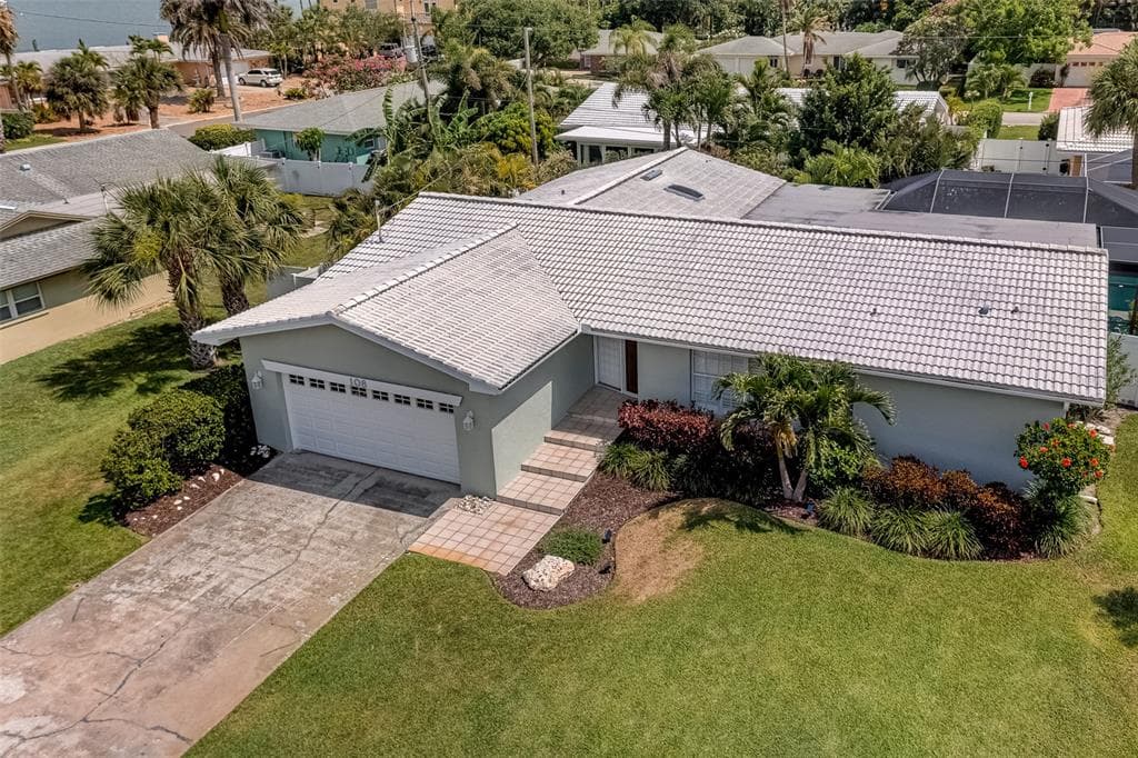 108 20TH STREET BELLEAIR BEACH, FL 33786