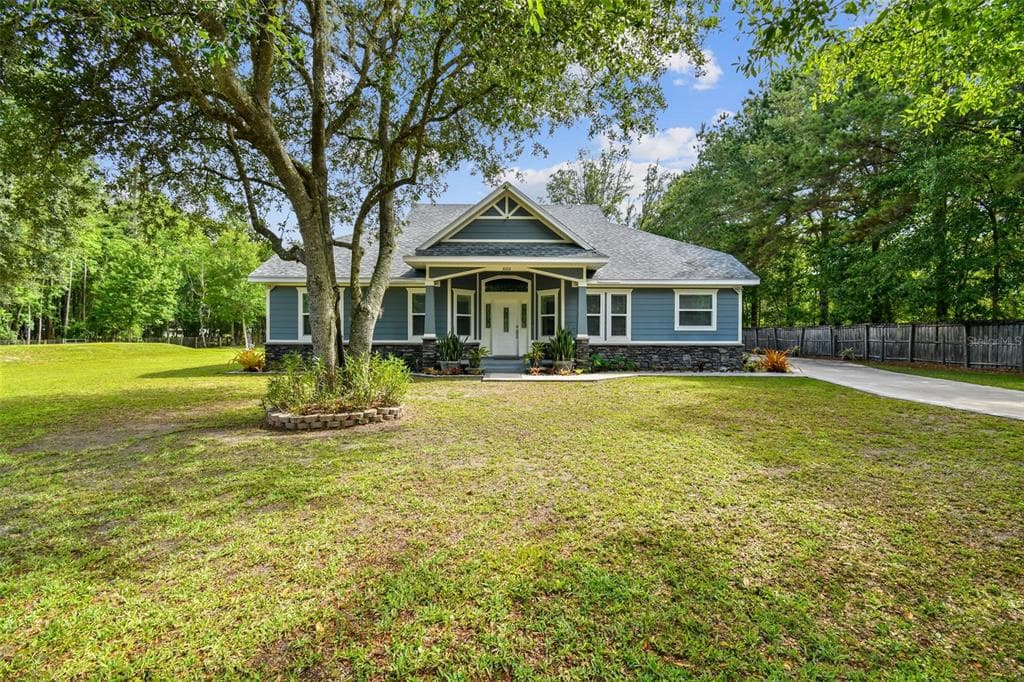 10001 BAHIA LOOP