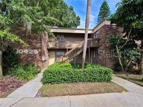 10425 CARROLLBROOK CIRCLE UNIT 210 TAMPA, FL 33618