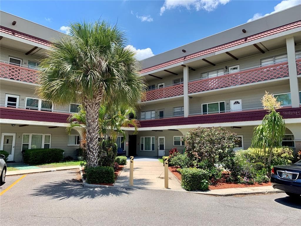 2072 AUSTRALIA WAY W UNIT 44 CLEARWATER, FL 33763