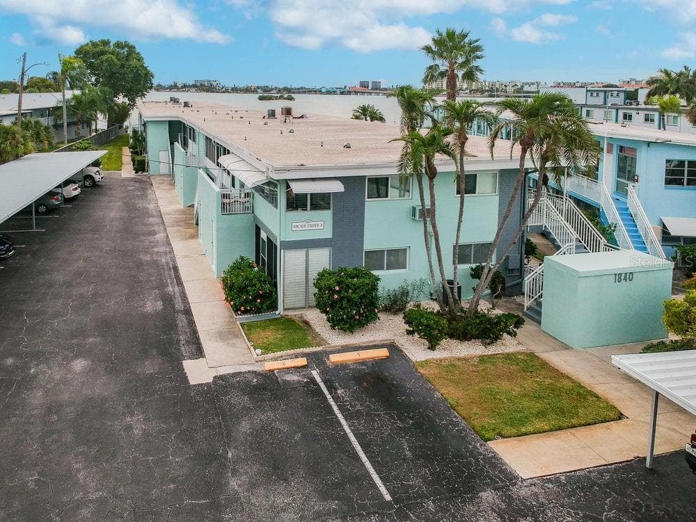 1840 SHORE DRIVE S UNIT 9 SOUTH PASADENA, FL 33707