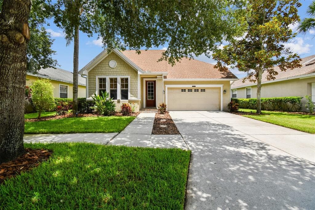 8214 LAGERFELD DRIVE LAND O LAKES, FL 34637