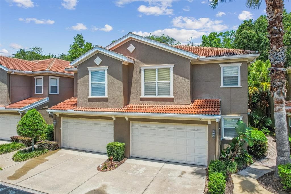 4952 ANNISTON CIRCLE TAMPA, FL 33647