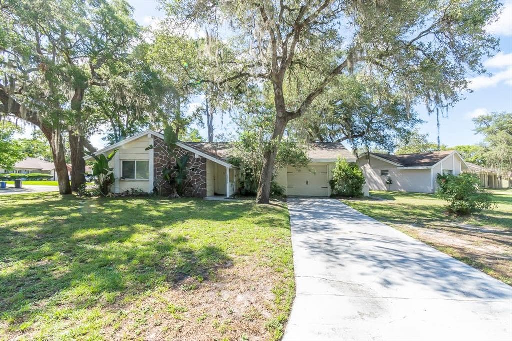 12710 WOODBINE DRIVE HUDSON, FL 34667