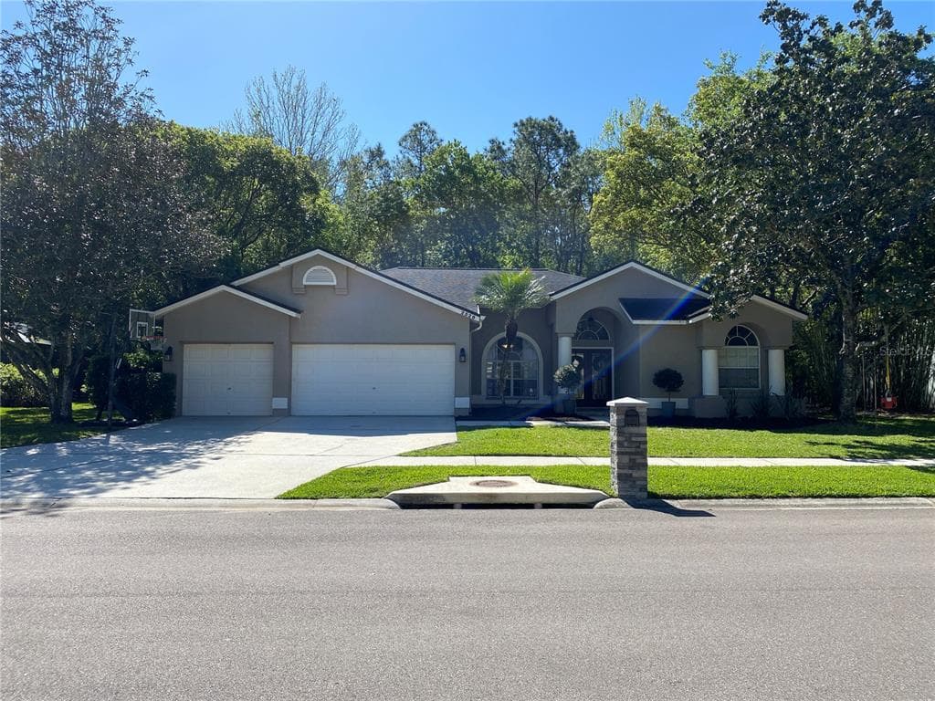 2529 APPALOOSA TRAIL PALM HARBOR, FL 34685