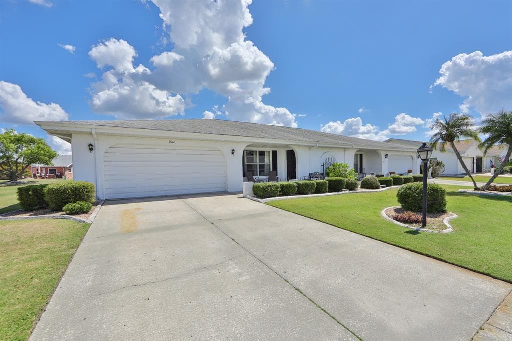 1614 BENTWOOD DRIVE SUN CITY CENTER, FL 33573