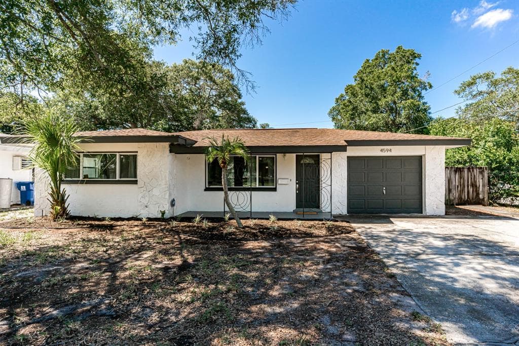 4594 17TH AVENUE N ST PETERSBURG, FL 33713