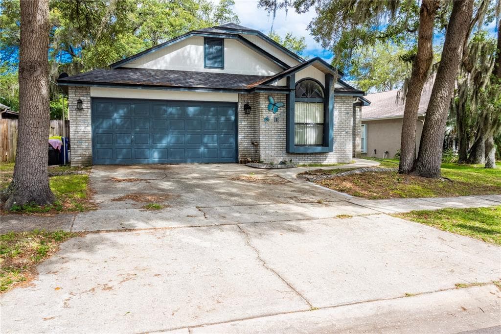3911 PENROD LANE VALRICO, FL 33596
