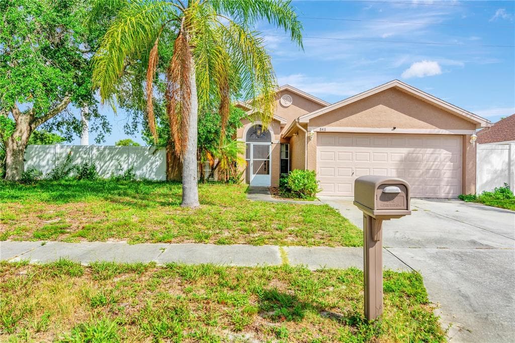 8411 NATIONAL DRIVE PORT RICHEY, FL 34668