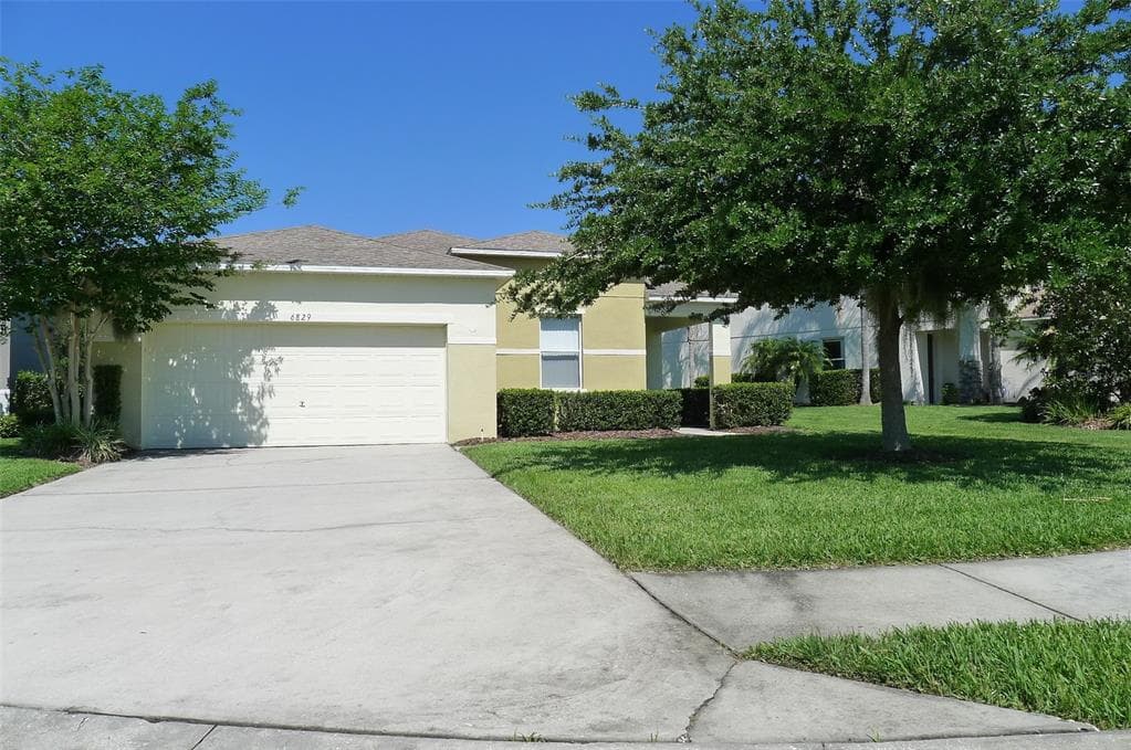 6829 LAKE EAGLEBROOKE DRIVE LAKELAND, FL 33813