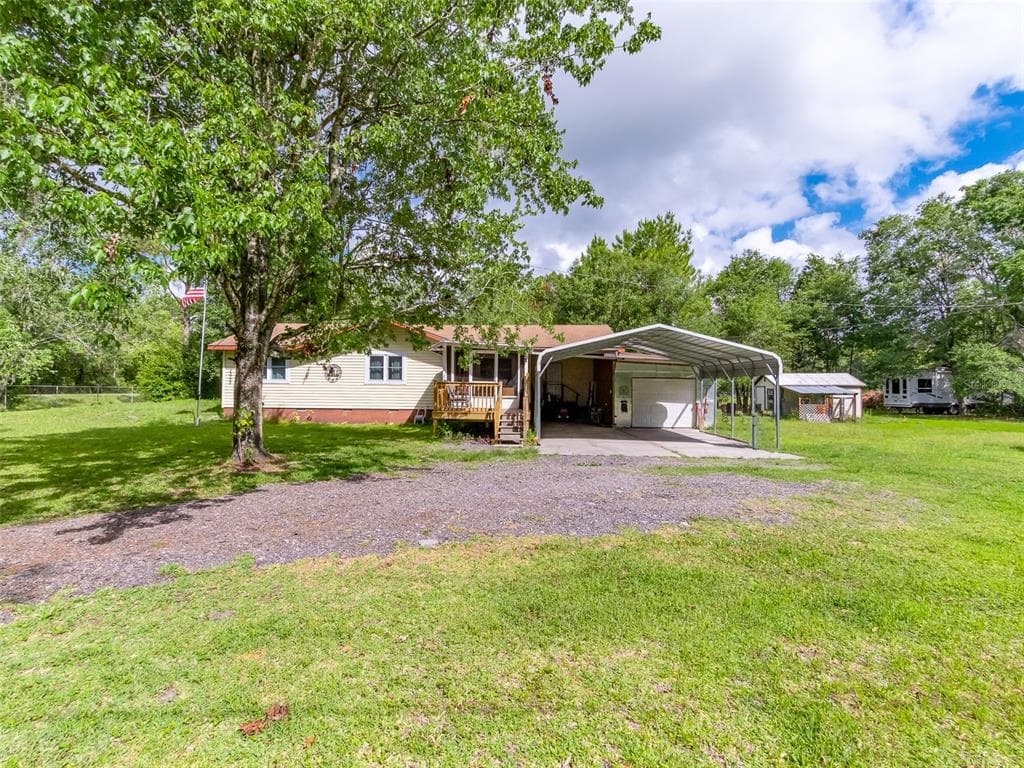 13700 PINE MEADOW ROAD KATHLEEN, FL 33849