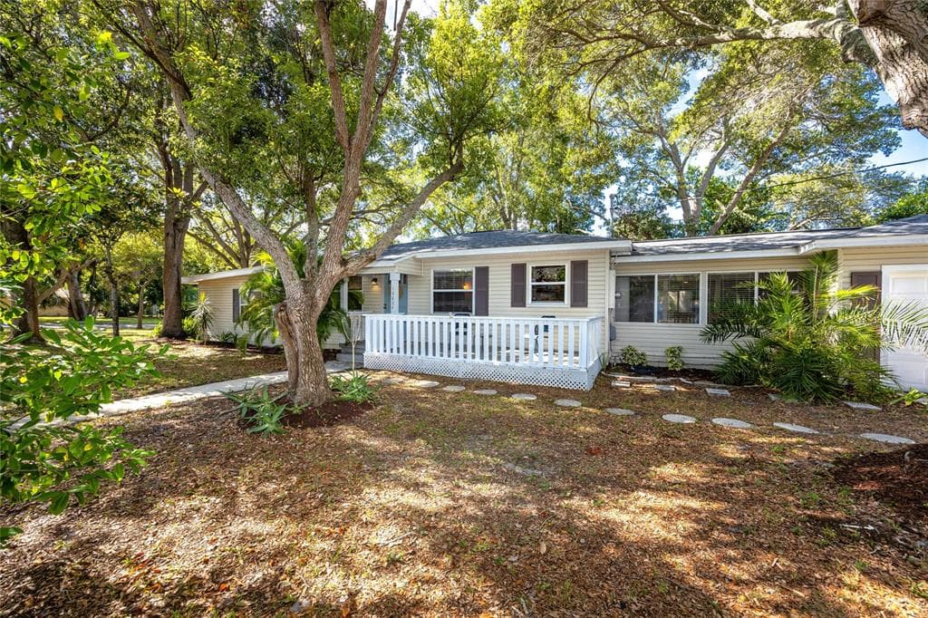 10804 47TH AVENUE N ST PETERSBURG, FL 33708