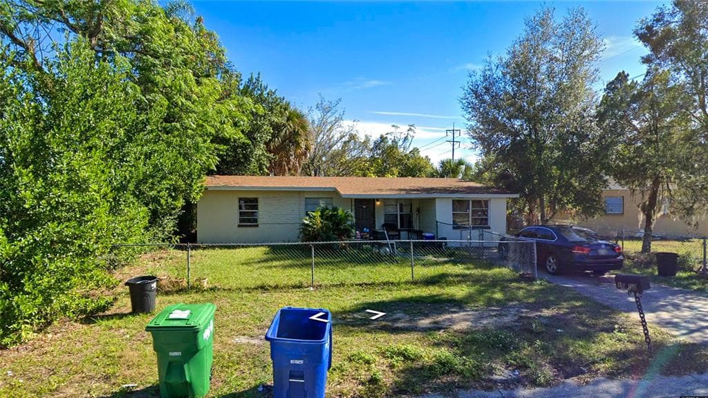 10903 N 14 ST TAMPA, FL 33612
