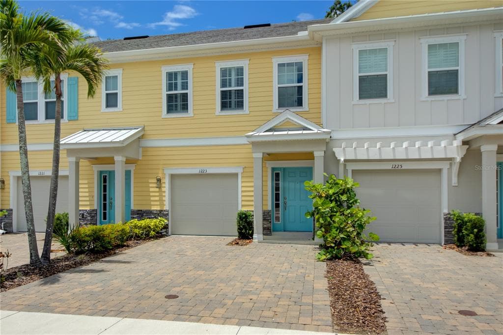 1223 SUNSET LANE DUNEDIN, FL 34698