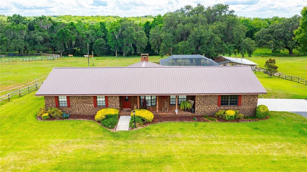 15845 LAKE IOLA ROAD DADE CITY, FL 33523