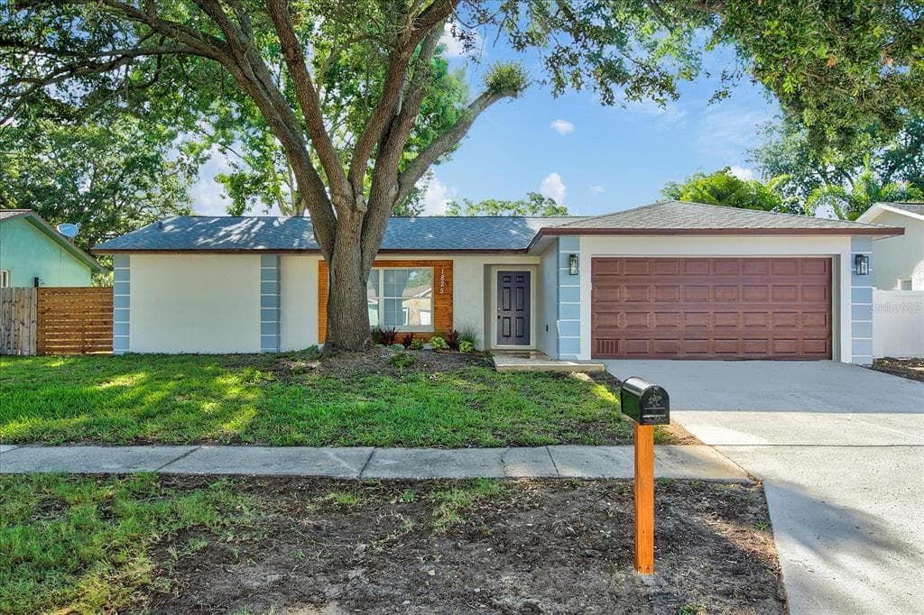 1825 WILLOW OAK DRIVE PALM HARBOR, FL 34683