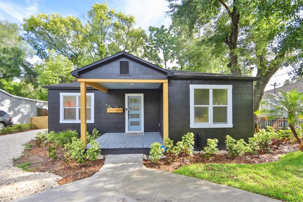 1418 E HANNA AVENUE TAMPA, FL 33604