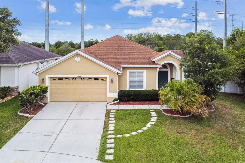 3947 WASHBURN PLACE WESLEY CHAPEL, FL 33543