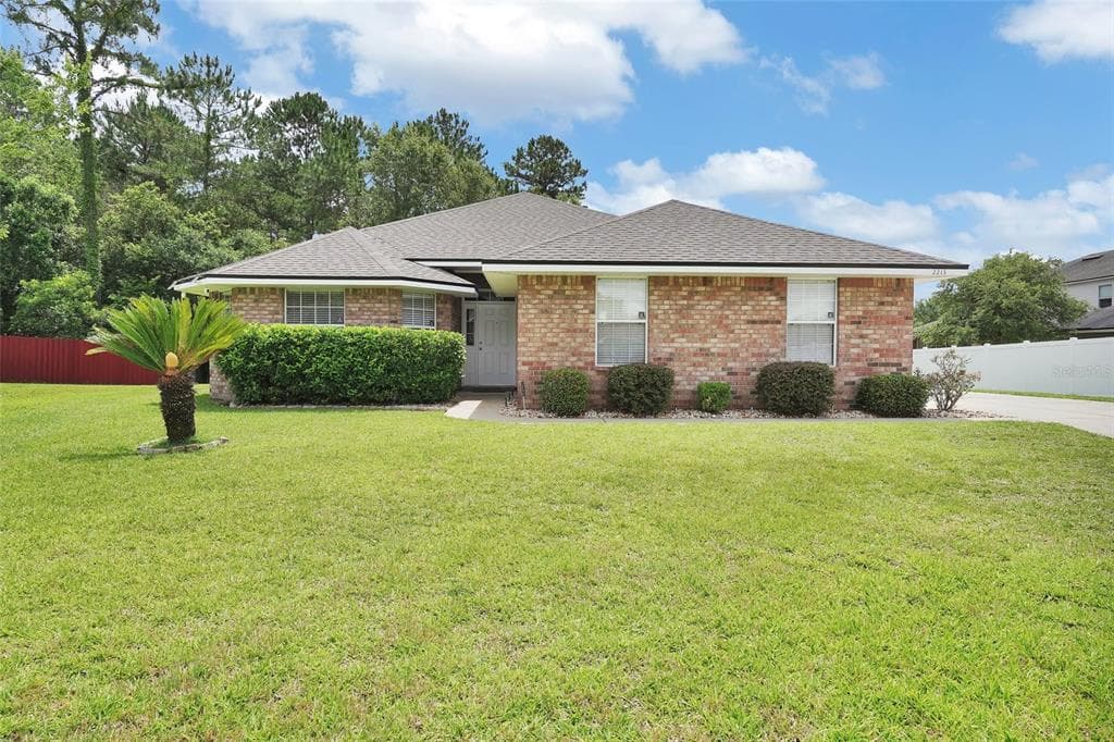 2213 SNOWCREEK COURT JACKSONVILLE, FL 32221