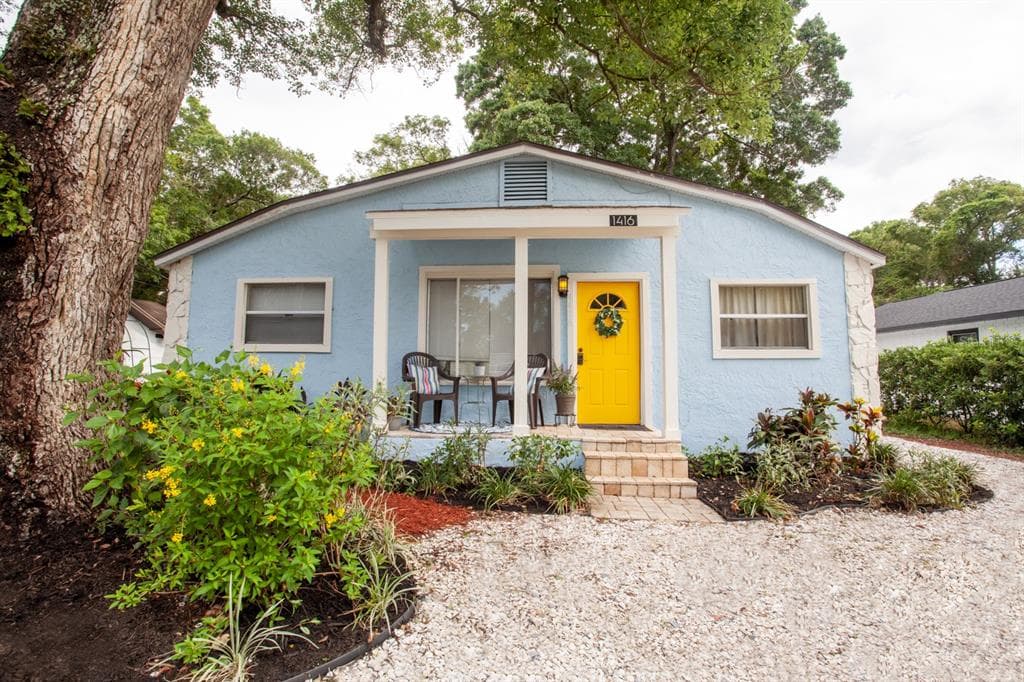 1416 W HUMPHREY STREET TAMPA, FL 33604