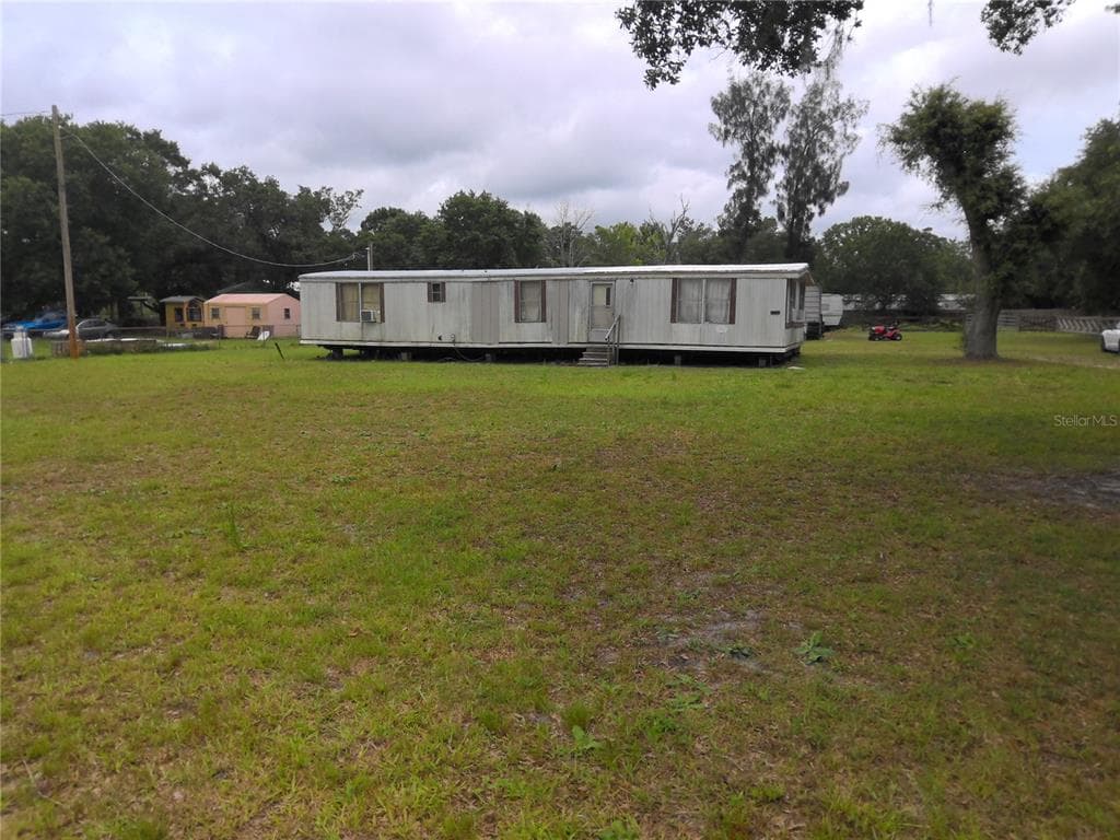 12111 WOODSIDE DRIVE RIVERVIEW, FL 33579