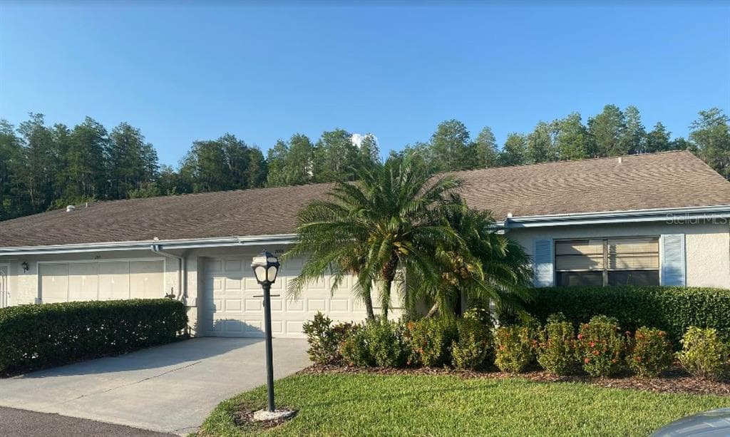2009 HARTLEBURY WAY UNIT 428 SUN CITY CENTER, FL 33573