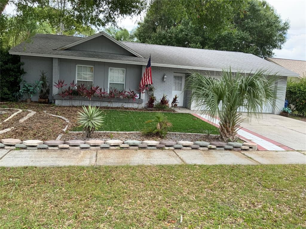 4008 WINDTREE DRIVE TAMPA, FL 33624