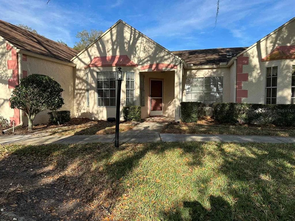 11231 VERSAILLES LANE UNIT 11231 PORT RICHEY, FL 34668